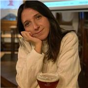 Laureata in giurisprudenza con il massimo dei voti, praticante avvocato abilitato, impartisce lezioni private in diritto civile, diritto processuale civile, diritto del lavoro e diritto penale